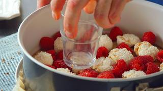 Blumenkuchen aus Filoteig mit Himbeeren und Raffaello – Ein absoluter Genuss [upl. by Behm583]