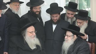 R Shaul Alter Visits Sanz Klausenburg Rebbe  ראש הישיבה מגור עם האדמוquotר מצאנז קלויזנבורג שליטquotא [upl. by Nimesh223]