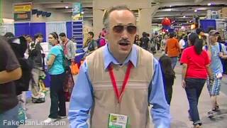 Fake Stan Lee vs Real Stan Lee Comic Con 2010 [upl. by Lupien]