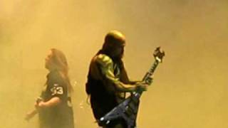 Slayer  Kerry King amp Jeff Hanneman  Dead Skin Mask Dual Solos Winnipeg 2009 [upl. by Dahlstrom3]