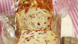 Recette  Cake au jambon et lardons [upl. by Aubin779]