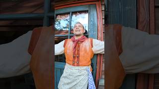 Frau Schmetterling amp Bakker Krümel Zoeken Het Brood Bij De Bakkerij efteling amusementpark [upl. by Odnanref]