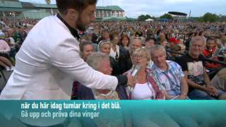 Allsång på Skansen Anders Lundin och Måns Zelmerlöw  Gå upp och pröva dina vingar [upl. by Hamian721]