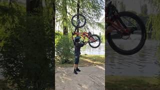 Santa Cruz V10 stick test santacruz downhill mtb [upl. by Ahel]