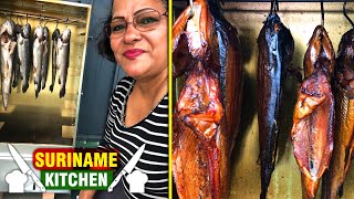 Zalm En Forel Roken In Rookoven  Salmon And Trout Smoking In Smoker  Suriname Kitchen [upl. by Katzen221]