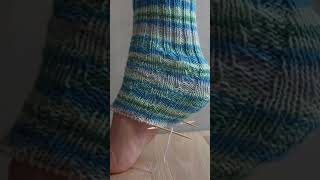 Die einfachste Ferse der Welt  Vorschau Spiral Socken Ferse stricken [upl. by Grevera]