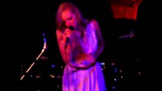 Lizzy Pattinson  Dont Talk Me Down  at The Bedford  30th September 2010 [upl. by Cowles866]