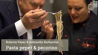 Simpele spaghetti maken met Roberto amp Antonella [upl. by Zeugirdor]