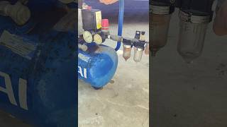 How to properly change Air Compressor oil איך להחליף שמן לקומפרסור [upl. by Ruhtracam608]