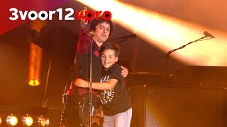 Green Day brings 11 year oldfan out on stage [upl. by Jaynell]