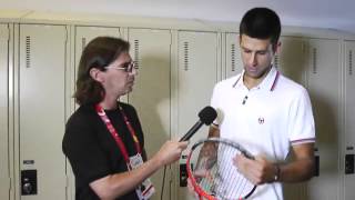 Novak Djokovic udara novinara reketom [upl. by Kendal]