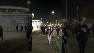 Milan Napoli i tifosi allingresso dello Stadio di San Siro [upl. by Eitnom52]