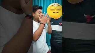 आप Apne phone ko कैसे चलते हो shorts [upl. by Naz753]