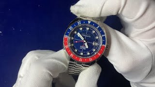 Bulova Oceanographer 96B405  4K Unboxing amp Review [upl. by Starkey]