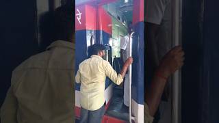 😱😱train la ticket edukama pogalama😭😭 thiruthuraipoondi to vedaranyam agashiyampalli shorts [upl. by Htezzil822]