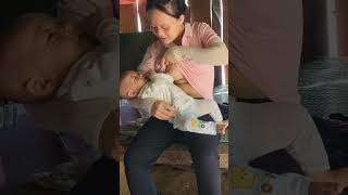 Breastfeeding mom 🥰 breastfeeding baby newbornfeeding shortvideo cute newborn foryou shorts [upl. by Teryn464]