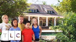 Take A Look At The Johnston’s New Home  7 Little Johnstons [upl. by Hanikehs]