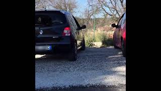 Twingo RS vs Twingo GT rev battle [upl. by Aksehcnarf]