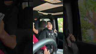 PRANK ADA PENCULIK DIMOBIL😱SYIFA AUTO MAU LONCAT LEWAT KACA😭 [upl. by Nomahs]