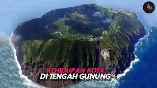 Aogashima Kota di Tengah Gunung Berapi Aktif Paling Terisolasi di Dunia [upl. by Oynotna]