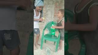 Chhote bacchon ki comedy video [upl. by Jaco]