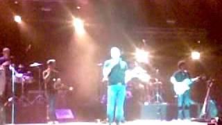 Antonis Remos  Mi mou thimonis matia mou LIVE [upl. by Daggett505]