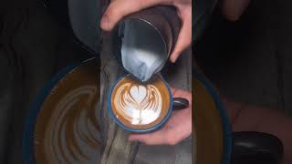 Slow leaf  swan latte art [upl. by Phox650]