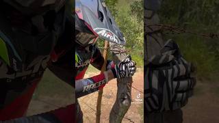 DICA porteira moto trilha gado cerca arame trilhademoto motodetrilha mx enduro hardenduro [upl. by Houghton]