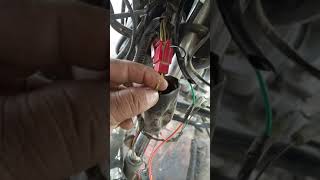 Bajaj CT 100bs4baike ke headlight mein LEDbulb kaise lagaye giri auto reparing automecenical [upl. by Arrehs331]