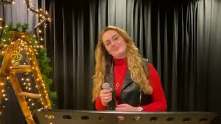 Danitia Buitelaar zingt ‘Santa can you hear me’ cover [upl. by Pren]