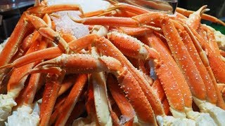 All You Can Eat LUXURY Sushi amp Crab SEAFOOD BUFFET  BEST Buffet in Singapore Colony Buffet Review [upl. by Nakeber]