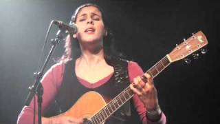 Souad Massi  Tout Reste à Faire  Live à Bruxelles 610 [upl. by Calan518]