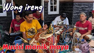 wong Ireng reog manik Maya  live desa pawidean Indramayu manikmaya [upl. by Irihs]