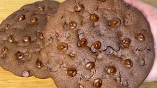 1 Minute Microwave DOUBLE CHOCOLATE CHIP COOKIE Chocolate chip cookies [upl. by Moore349]