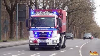 Dachstuhl im Vollbrand Großeinsatz Feuerwehr Augsburg Einsatzfahrten Hauptwache  Stadtwerke [upl. by Douty]