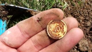 Sondeln am Bergsee bringt 61 Münzen Metal Detecting FIND 61 COINS IN 4 HOURS [upl. by Andris]