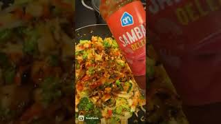 Chicken wok  noodles  recept [upl. by Hillell]