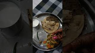 Missi roti mix veg swad se khayi subscribe like share comment subscribe [upl. by Pascha]