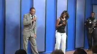 G C Cameron Spinners Surprises Audience on Debórah Show [upl. by Ordisi]