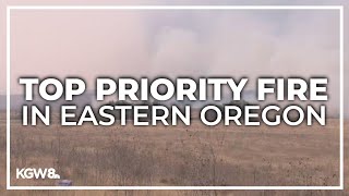 Durkee Fire in eastern Oregon is top priority in the US [upl. by Hultin]