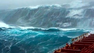 TOP 10 BARCOS AZOTADOS POR OLAS MONSTRUOSAS [upl. by Enela468]