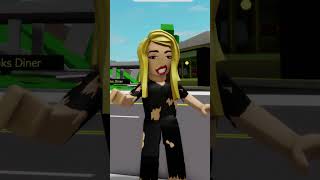 Lei costringe sua figlia a a rubare soldi ma 😲 shorts brookhavenrp roblox [upl. by Konstance]