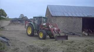 Ensilage dherbe 2012 dans le 35 [upl. by Sedberry606]