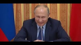 Russischer Humor Wladimir Putin lacht sich schlapp [upl. by Brunell]