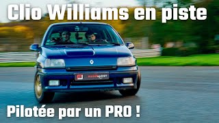 La Clio Williams glisse autant qu’une propulsion 😅 [upl. by Etnoj]