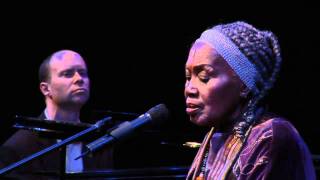 Odetta Live in concert 2005 quotHouse of the Rising Sunquot High Quality [upl. by Cirone]