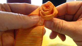 Einfache Rose selber binden do it yourself ribbon rose [upl. by Eniamej]