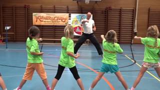 KinderCamps TV Kurzer Einblick in eine TaekwondoStunde mit Meister Patrick Kuhfuss [upl. by Sianna]