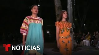 Guatemala desfile de modas busca integrar tradiciones mayas a la vanguardia  Noticias Telemundo [upl. by Eigram877]