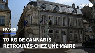 Avallon la maire en garde à vue après la découverte de 70 kg de cannabis chez elle  AFP [upl. by Lokim]